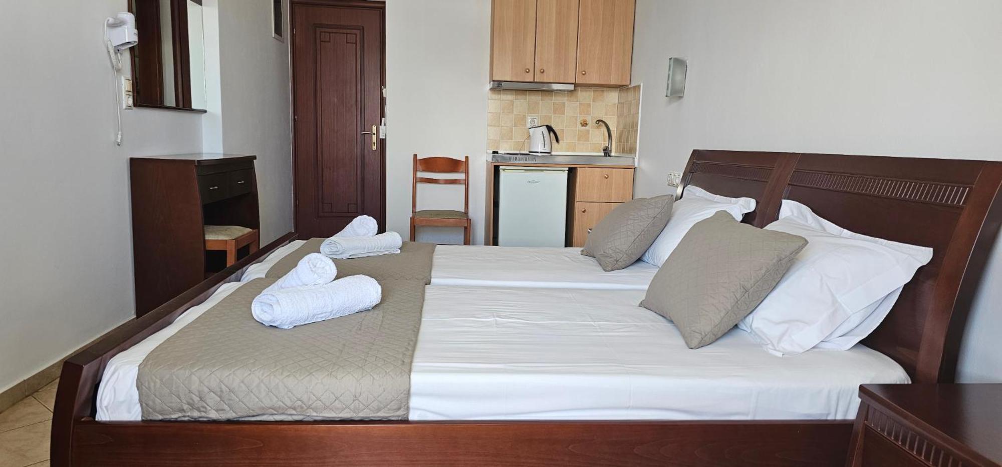 Amalia Studios Agios Prokopios  Exteriör bild